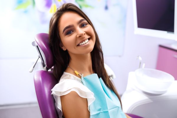 How Is A Cosmetic Dentist Different Than A General Dentist?